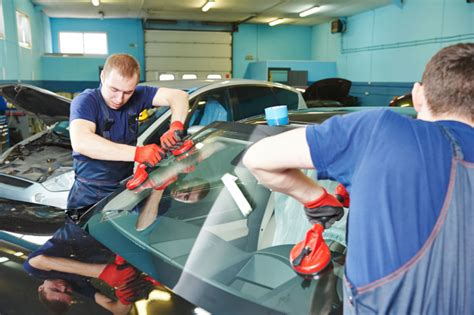 Mobile Auto Glass Repair Company.